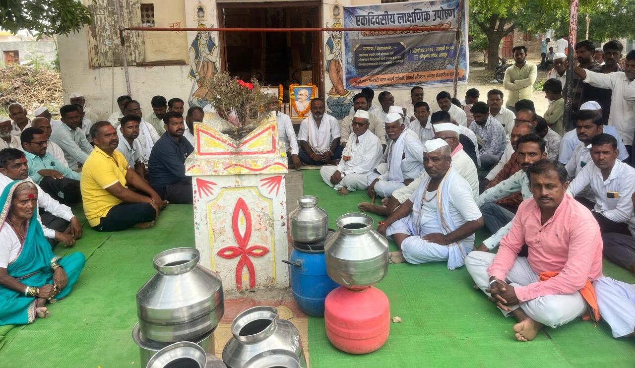 दुष्काळ पेटलाः गल्हाटीच्या पाण्यासाठी शेतकरी आक्रमक, पिण्याच्या पाण्याअभावी स्थलांतराचा मुद्दा ऐरणीवर
