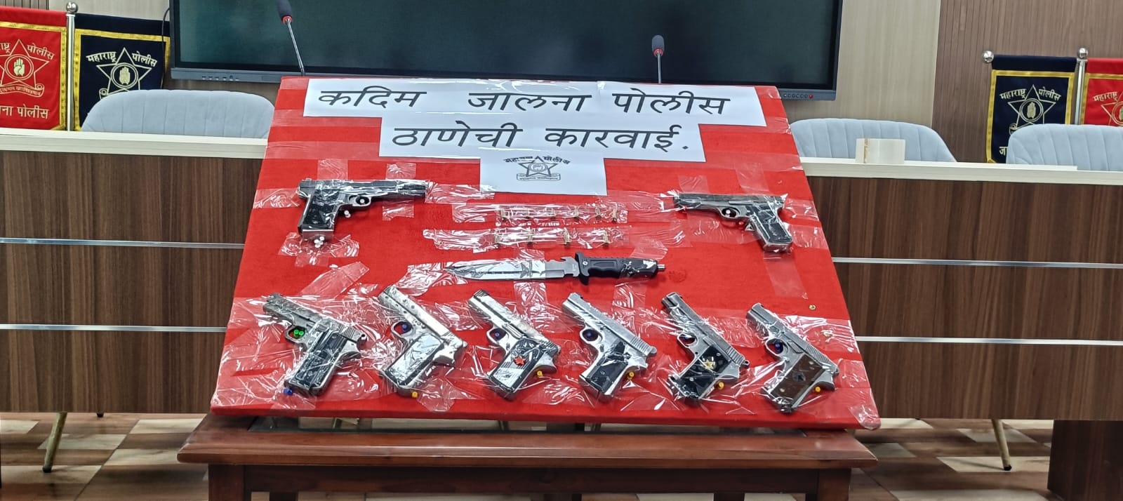 कदिम जालना पोलिसांची कारवाई कदिम जालना पोलिसांची कारवाई