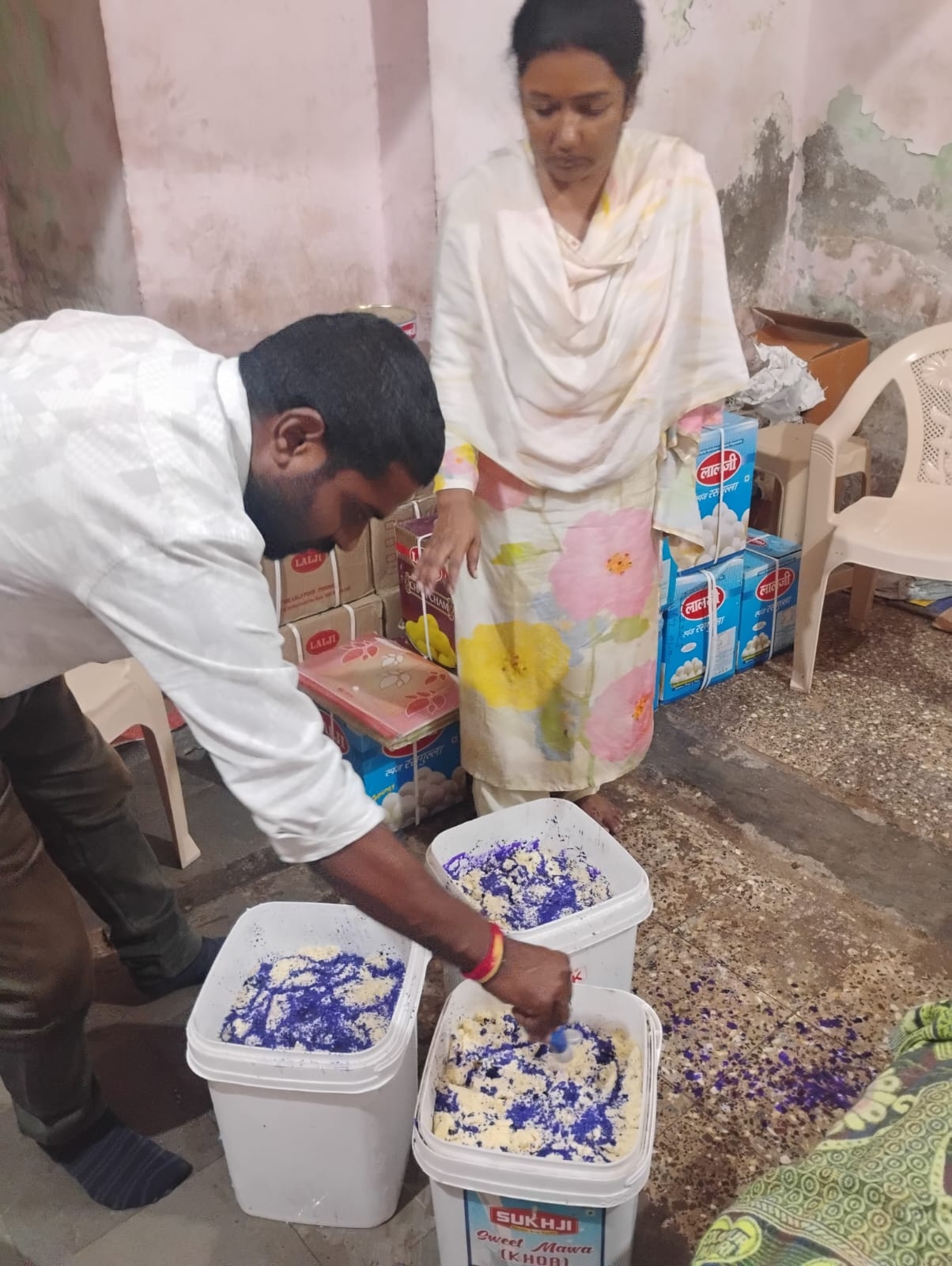 जालन्यात मिठाई विक्रेत्यांवर अन्न व औषध प्रशासनाची धडक कारवाई; ८५५ किलो साठा जप्त