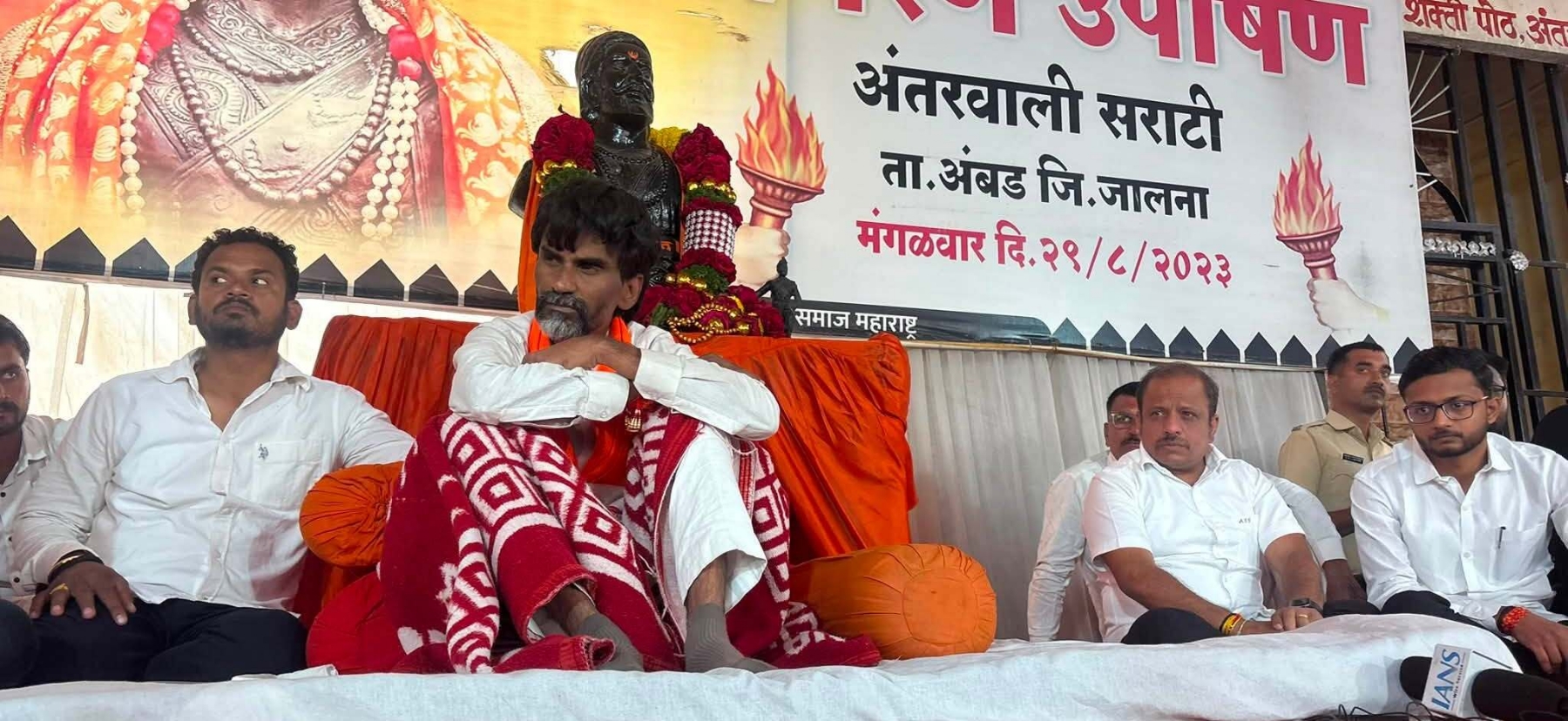शिष्टमंडळ फिरकेनाः मनोज जरांगे यांचे पाचव्या दिवशीही उपोषण सुरूच