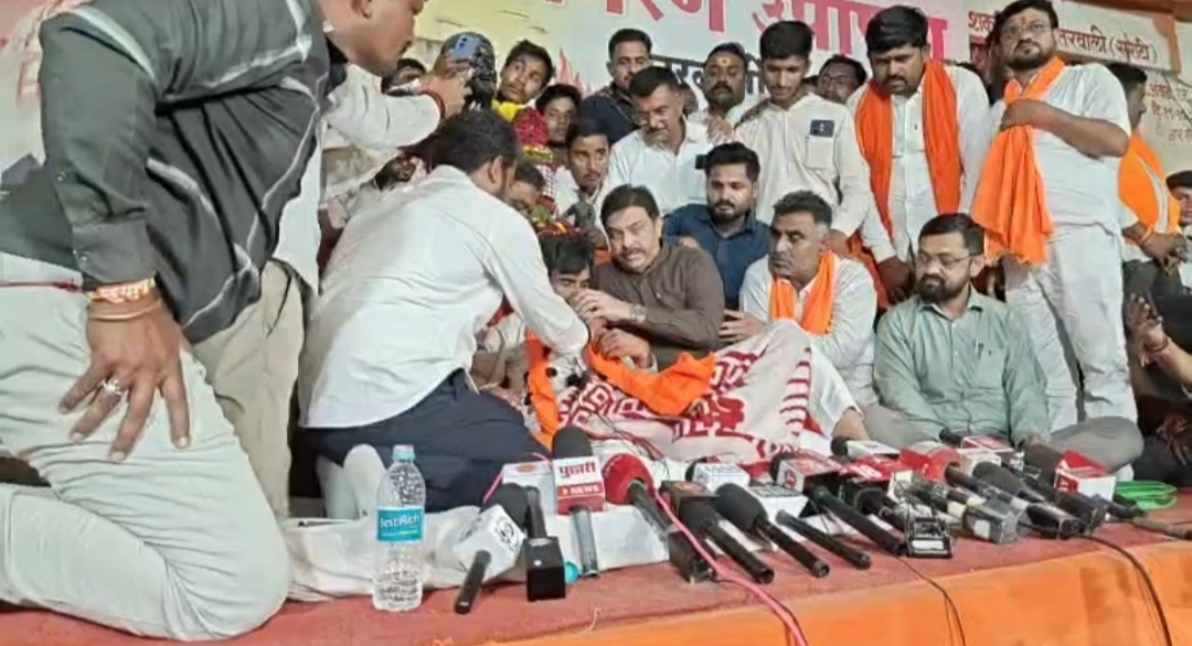 आ. प्रसाद लाड यांची मधस्थी फळाला आली.