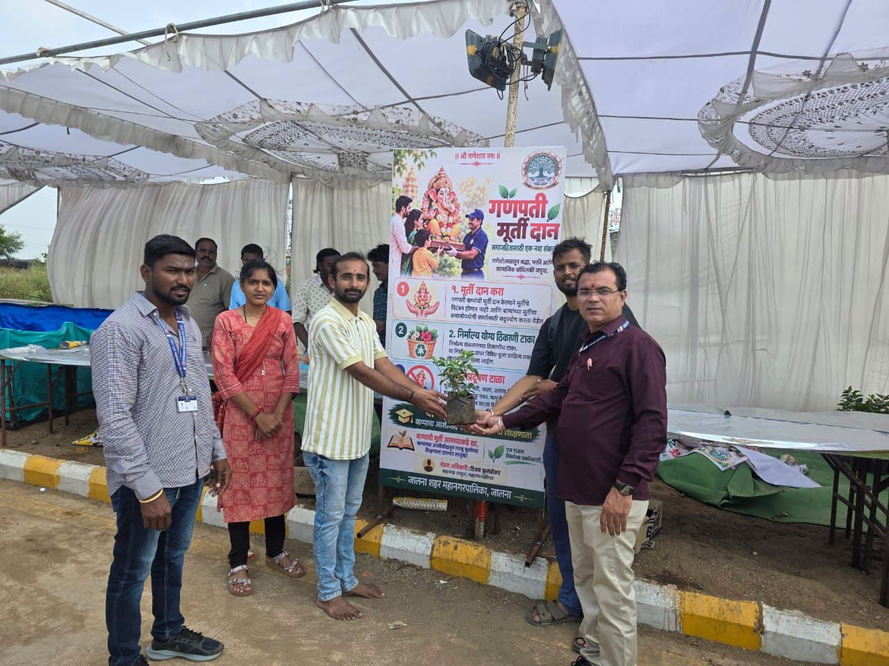 जालना शहरासह संपूर्ण जिल्ह्यात गणपती विसर्जन मिरवणुकांना धुमधडाक्यात प्रारंभ